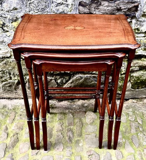 a late victorian mahogany nest of three tables - CATEGORY: ANTIQUE TABLES - DATED VICTORIAN