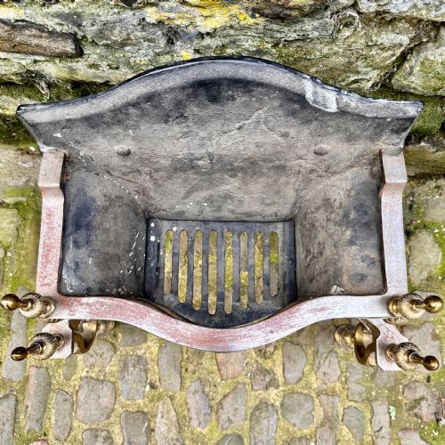 A LATE VICTORIAN ADAM STYLE STEEL FIRE BASKET - ADDITIONAL PHOTO 6