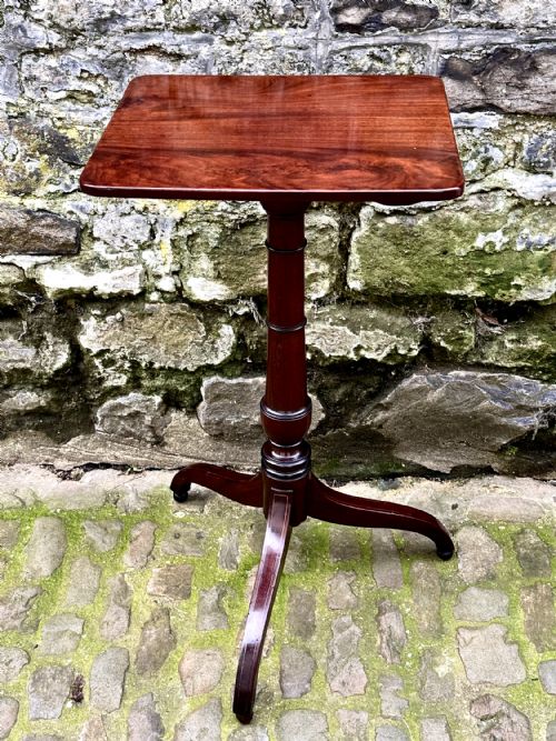a fine regency mahogany tripod wine table - CATEGORY: ANTIQUE TABLES - DATED REGENCY
