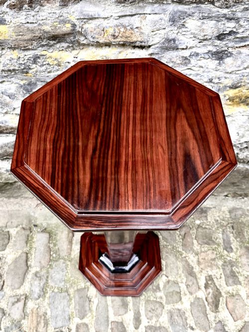 A PAIR OF ART DECO PEDESTAL LAMP TABLES - ADDITIONAL PHOTO 4