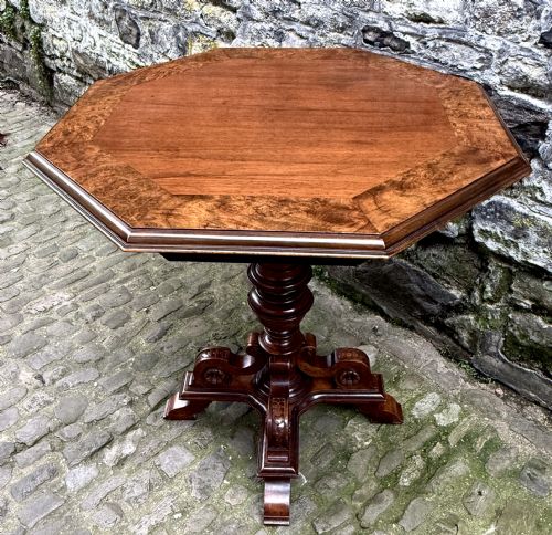 A MID VICTORIAN WALNUT CENTRE TABLE - ADDITIONAL PHOTO 5