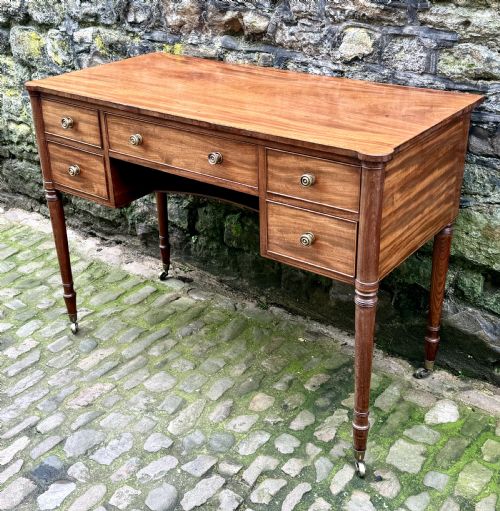 A REGENCY MAHOGANY SIDE TABLE - ADDITIONAL PHOTO 2