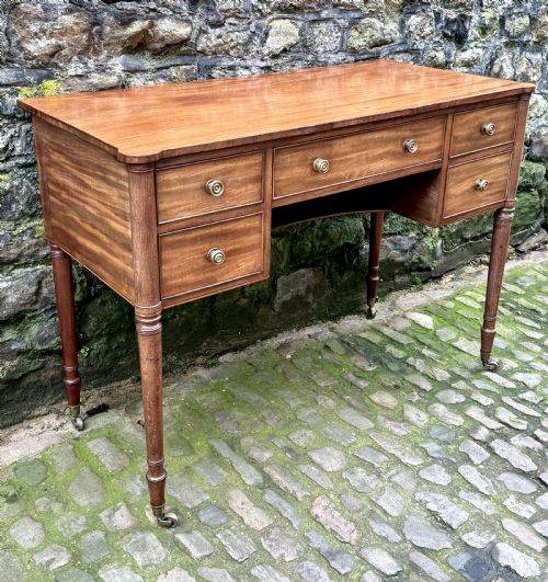 A REGENCY MAHOGANY SIDE TABLE - ADDITIONAL PHOTO 3