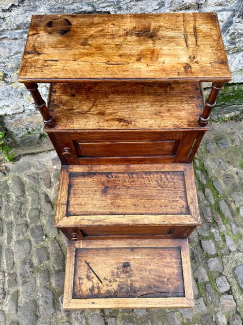 A FLIGHT OF LATE VICTORIAN OAK LIBRARY STEPS - ADDITIONAL PHOTO 8