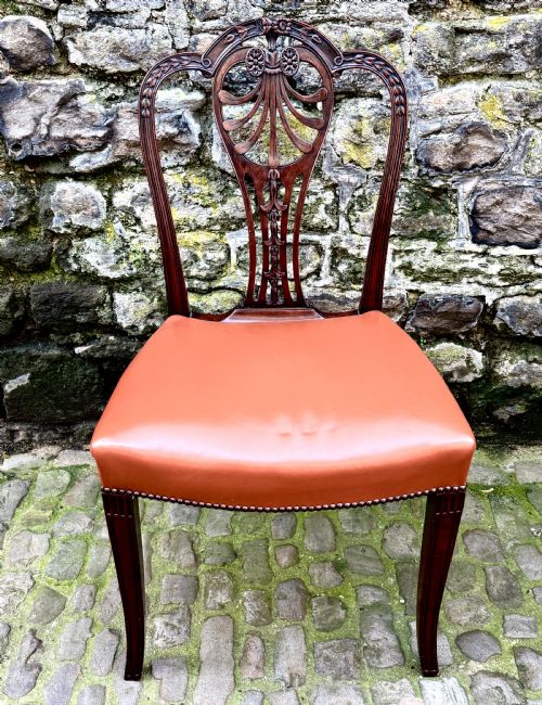 A SET OF EIGHT HEPPLEWHITE DESIGN MAHOGANY DINING CHAIRS - ADDITIONAL PHOTO 3