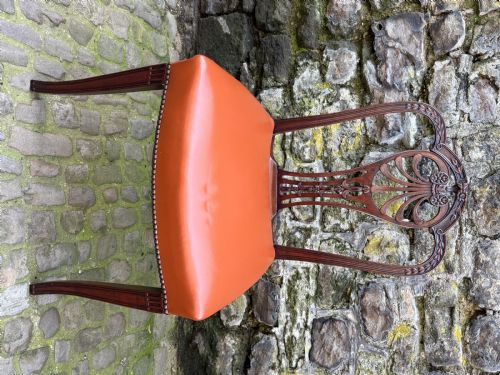 A SET OF EIGHT HEPPLEWHITE DESIGN MAHOGANY DINING CHAIRS - ADDITIONAL PHOTO 4