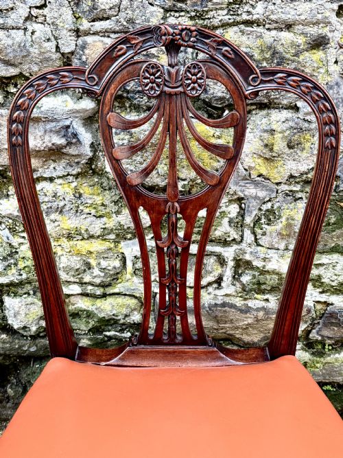 A SET OF EIGHT HEPPLEWHITE DESIGN MAHOGANY DINING CHAIRS - ADDITIONAL PHOTO 5