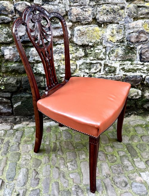 A SET OF EIGHT HEPPLEWHITE DESIGN MAHOGANY DINING CHAIRS - ADDITIONAL PHOTO 6