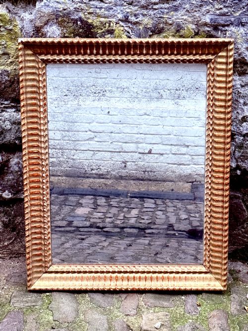 AN EARLY 19TH CENTURY FRENCH MIRROR - ADDITIONAL PHOTO 2