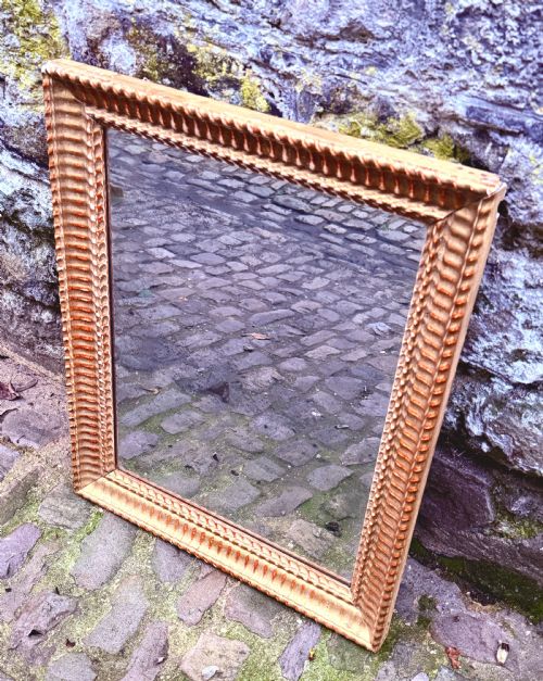 AN EARLY 19TH CENTURY FRENCH MIRROR - ADDITIONAL PHOTO 3