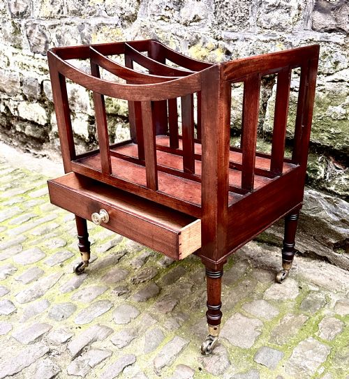 A GEORGE III MAHOGANY CANTERBURY - ADDITIONAL PHOTO 3