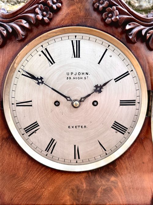 A MID VICTORIAN MAHOGANY BRACKET CLOCK - ADDITIONAL PHOTO 2