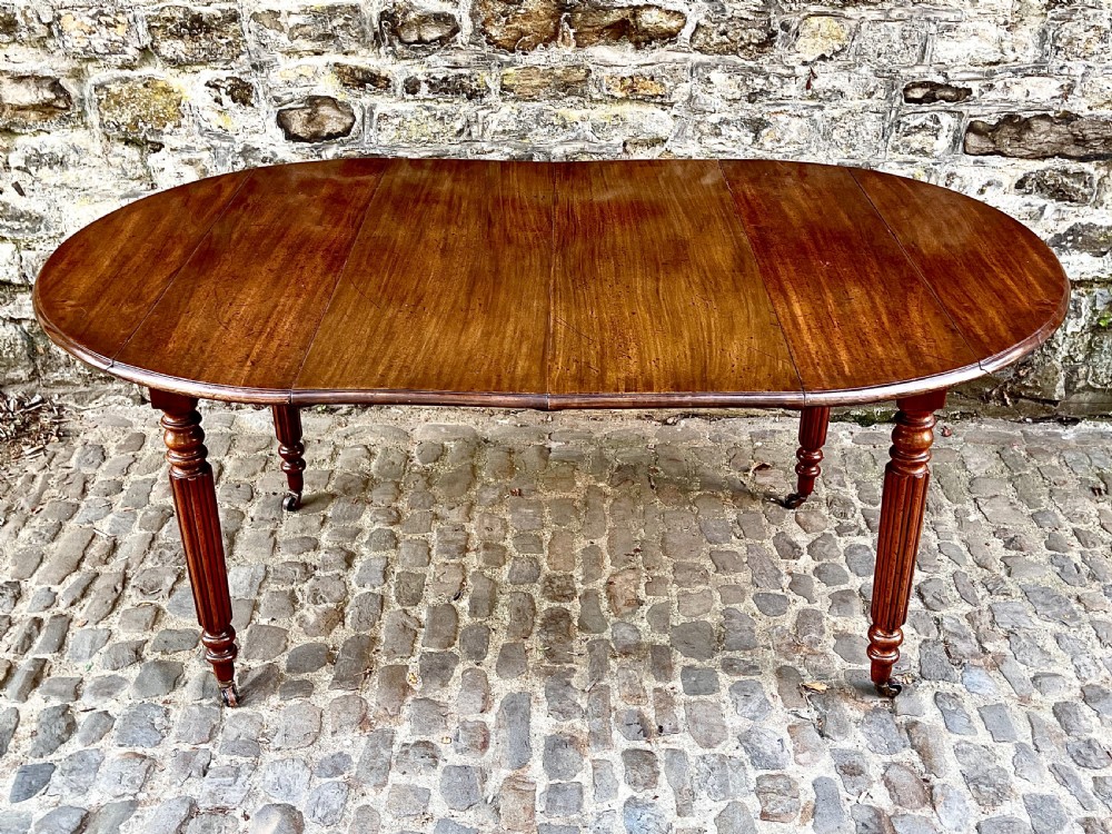 A William IV Mahogany Small Extending Dining Table View III