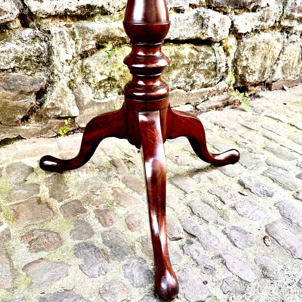 A Superb George III Mahogany Supper Table View IV