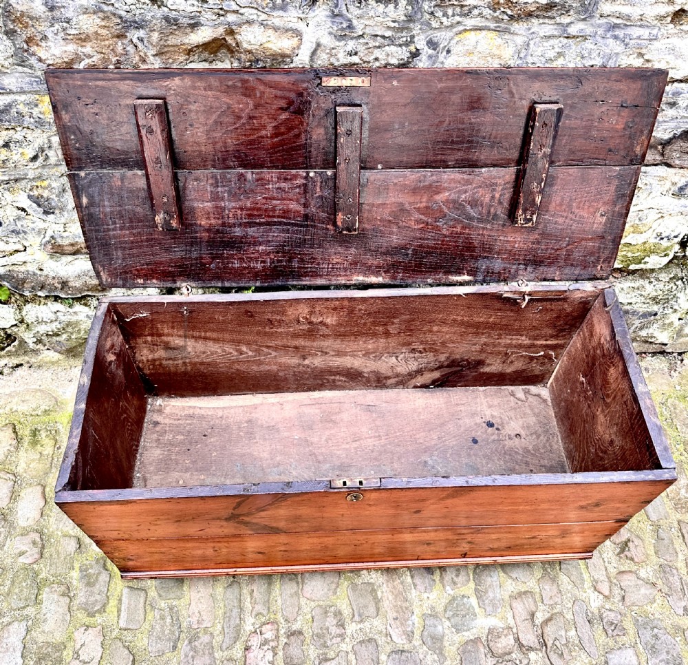 A Georgian Oak and Pine Coffer View VI