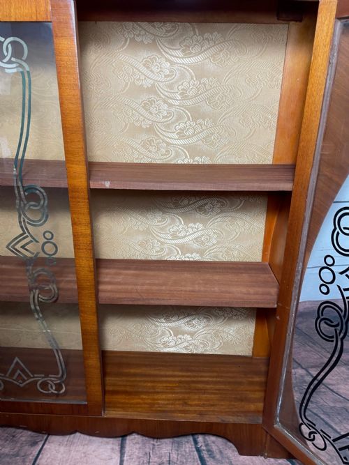 ART DECO WALNUT CURVED BOOKCASE DISPLAY 2 GLASS DOORS CABINET - ADDITIONAL PHOTO 7