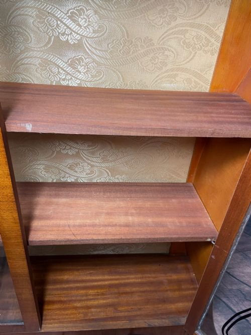ART DECO WALNUT CURVED BOOKCASE DISPLAY 2 GLASS DOORS CABINET - ADDITIONAL PHOTO 8