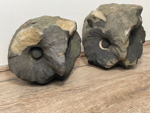 PAIR 18TH CENTURY CARVED PRIMITIVE STONE OWL HEAD CORBEL SCULPTURES - ADDITIONAL PHOTO 1