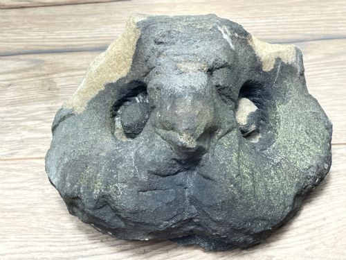 PAIR 18TH CENTURY CARVED PRIMITIVE STONE OWL HEAD CORBEL SCULPTURES - ADDITIONAL PHOTO 6
