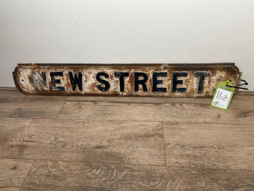 19TH CENTURY ARCHITECTURAL CAST IRON LONDON ROAD SIGN NEW STREET - ADDITIONAL PHOTO 8