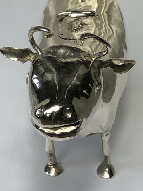 VICTORIAN STERLING SILVER COW CREAMER MAKER WILLIAM MOERING - ADDITIONAL PHOTO 1