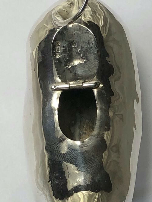 VICTORIAN STERLING SILVER COW CREAMER MAKER WILLIAM MOERING - ADDITIONAL PHOTO 10