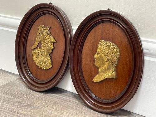 PAIR 19TH CENTURY GILDED BRONZE ALEXANDER NAPOLEON CAMEO PLAQUES - ADDITIONAL PHOTO 4