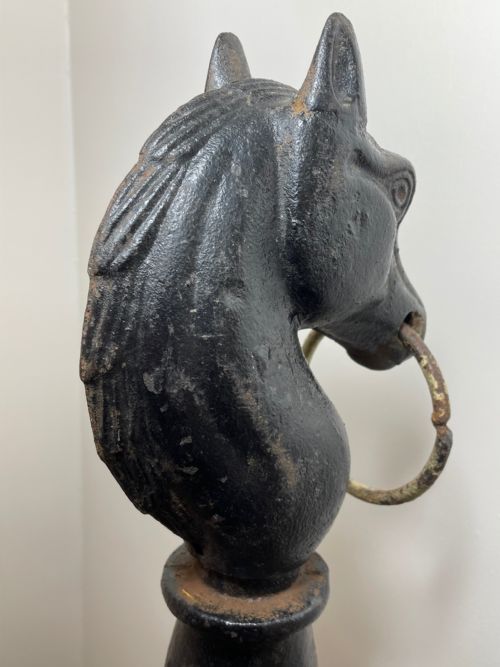 IRISH VICTORIAN CAST IRON STABLE YARD HORSE TETHERING HITCHING POST - ADDITIONAL PHOTO 24