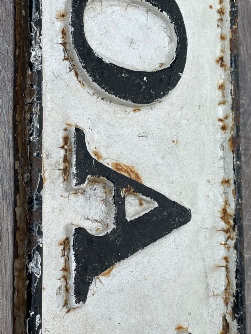 LARGE VICTORIAN ARCHITECTURAL CAST IRON CAMBRIDGE RADEGUND ROAD SIGN - ADDITIONAL PHOTO 2