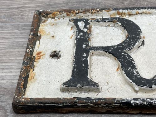 LARGE VICTORIAN ARCHITECTURAL CAST IRON CAMBRIDGE RADEGUND ROAD SIGN - ADDITIONAL PHOTO 12