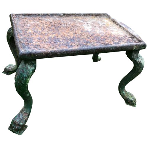 french 18th century grand tour cast iron garden plinth lion paw feet - CATEGORY: ANTIQUE FURNITURE - DATED 18TH CENTURY