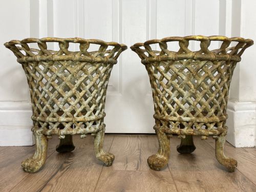 PAIR EDWARDIAN GARDEN CAST IRON LATTICE PLANTERS ON LION PAW FEET - ADDITIONAL PHOTO 3