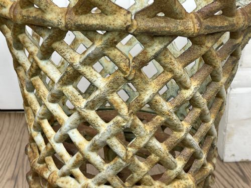 PAIR EDWARDIAN GARDEN CAST IRON LATTICE PLANTERS ON LION PAW FEET - ADDITIONAL PHOTO 6