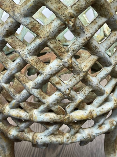 PAIR EDWARDIAN GARDEN CAST IRON LATTICE PLANTERS ON LION PAW FEET - ADDITIONAL PHOTO 8