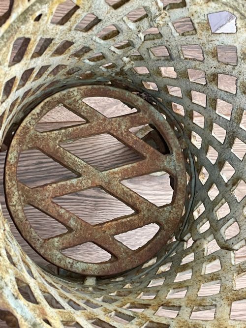 PAIR EDWARDIAN GARDEN CAST IRON LATTICE PLANTERS ON LION PAW FEET - ADDITIONAL PHOTO 9