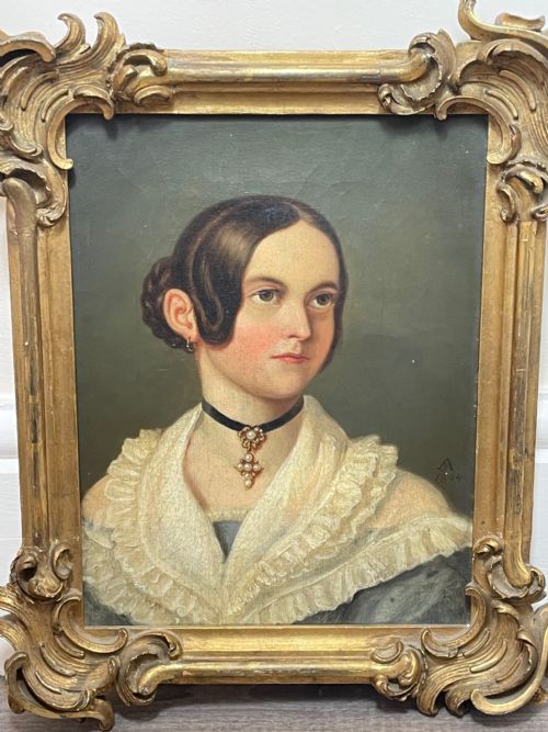 19TH CENTURY OIL PAINTING PORTRAIT YOUNG LADY IN DRESS WEARING PENDANT - ADDITIONAL PHOTO 3