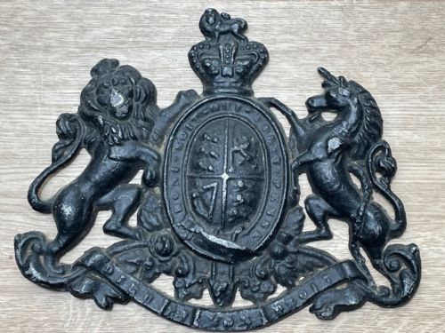 VICTORIAN LEAD BRITISH ROYAL COAT ARMS LION UNICORN WALL PLAQUE - ADDITIONAL PHOTO 4