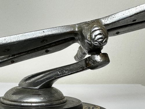 BRITISH SMALL ART DECO DESMO DRAGONFLY CAR MASCOT - ADDITIONAL PHOTO 4