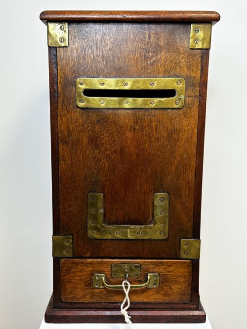 ARTS CRAFTS COUNTRY HOUSE LETTER MAIL POST BOX WITH KEY - ADDITIONAL PHOTO 1