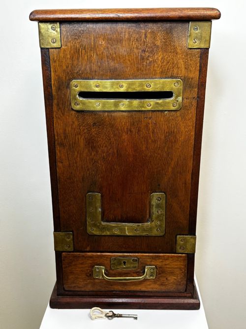 ARTS CRAFTS COUNTRY HOUSE LETTER MAIL POST BOX WITH KEY - ADDITIONAL PHOTO 18
