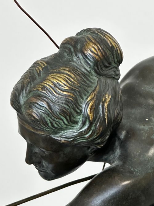 BRONZE SCULPTURE DIANA GODDESS HOLDING BOW ARROW SIGNED R HENN - ADDITIONAL PHOTO 8