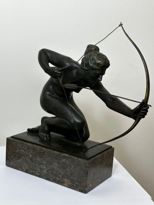 BRONZE SCULPTURE DIANA GODDESS HOLDING BOW ARROW SIGNED R HENN - ADDITIONAL PHOTO 12