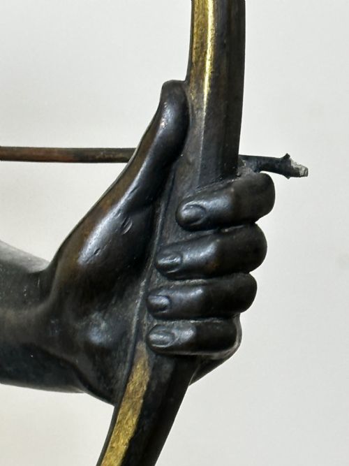 BRONZE SCULPTURE DIANA GODDESS HOLDING BOW ARROW SIGNED R HENN - ADDITIONAL PHOTO 18