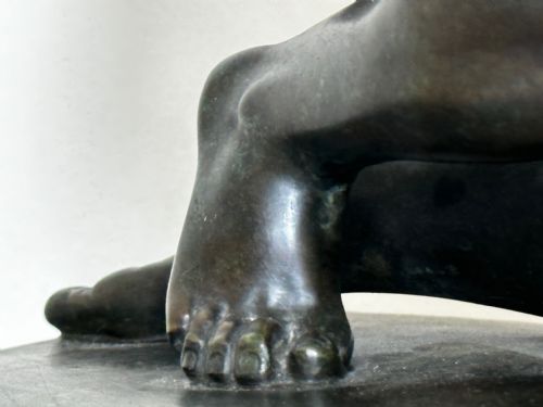 BRONZE SCULPTURE DIANA GODDESS HOLDING BOW ARROW SIGNED R HENN - ADDITIONAL PHOTO 21