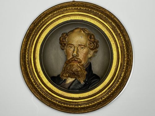 VICTORIAN CHARLES DICKENS PORTRAIT WALL SCULPTURE - ADDITIONAL PHOTO 1