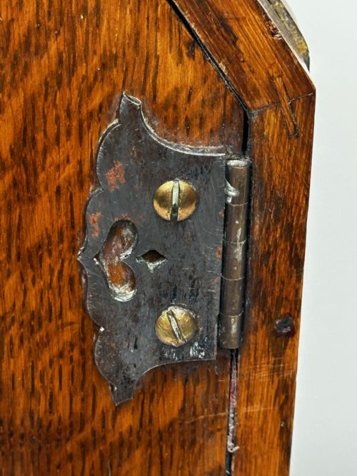 19TH CENTURY PUGIN DESIGN PRIVATE CHAPEL TIGER OAK LETTER BOX WITH KEY - ADDITIONAL PHOTO 12