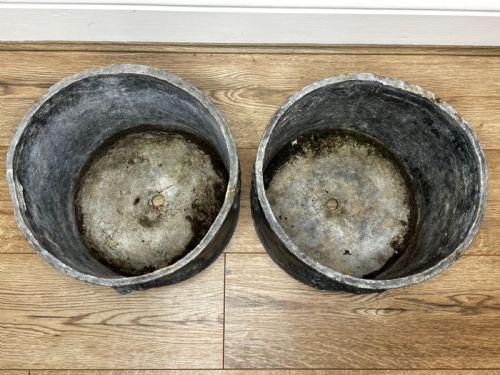 PAIR BRITISH GEORGIAN REGAL LION HEAVY LEAD GARDEN ROUND PLANTERS - ADDITIONAL PHOTO 15