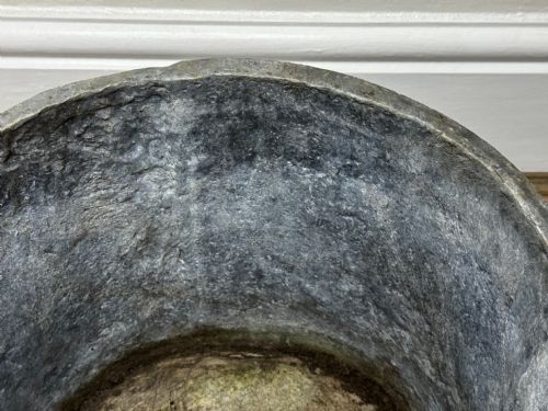 PAIR BRITISH GEORGIAN REGAL LION HEAVY LEAD GARDEN ROUND PLANTERS - ADDITIONAL PHOTO 19