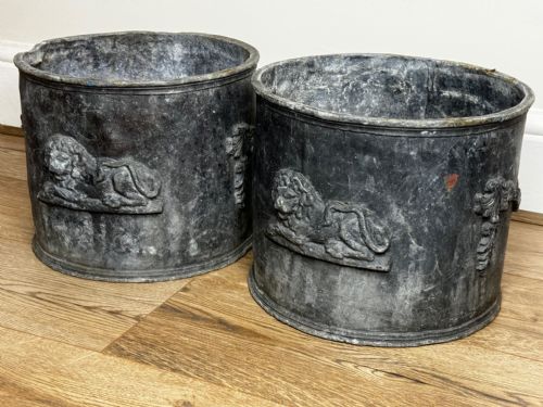 PAIR BRITISH GEORGIAN REGAL LION HEAVY LEAD GARDEN ROUND PLANTERS - ADDITIONAL PHOTO 24