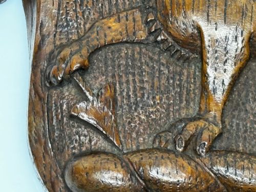 19TH CENTURY PUGIN DESIGN CARVED TIGER OAK HERALDIC LION SHIELD CREST - ADDITIONAL PHOTO 13